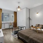 - Balcony, Location - By Rentujemy Appartement Varsovie